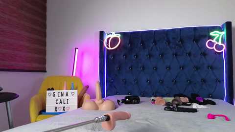 ginacali @ chaturbate on 20251109