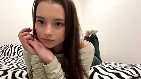 hoaarisa @ chaturbate on 20251110