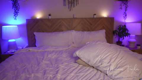 phoenix_taylor @ chaturbate on 20251110