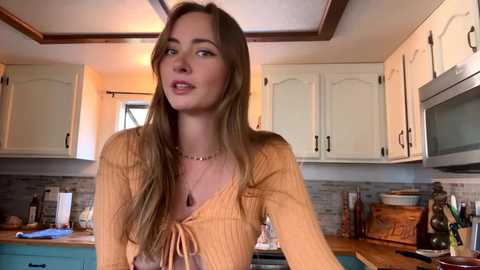 tylababyy @ chaturbate on 20251110