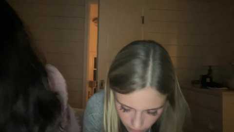 carlybora @ chaturbate on 20251111