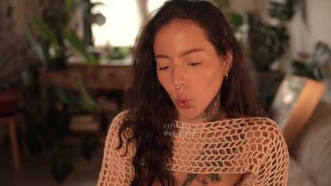 effylowell_ @ chaturbate on 20251111