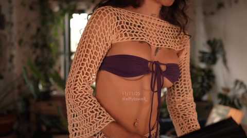 effylowell_ @ chaturbate on 20251111