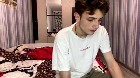 emiliacouple @ chaturbate on 20251111