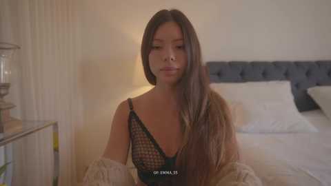 emma_lu1 @ chaturbate on 20251111