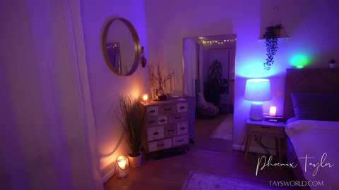 phoenix_taylor @ chaturbate on 20251111