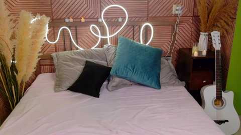 sweetshy_ @ chaturbate on 20251111