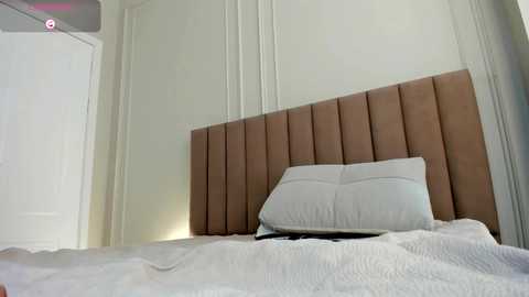 yourerror_404 @ chaturbate on 20251111