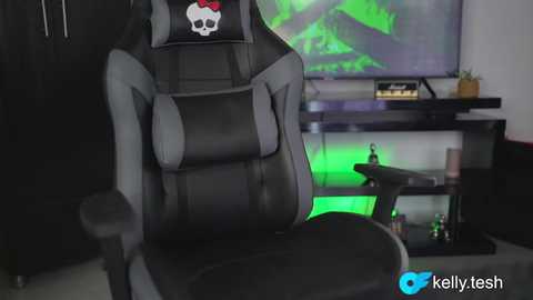 kellytesh @ chaturbate on 20251112