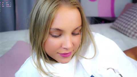 lipswithsmileonthem @ chaturbate on 20251112