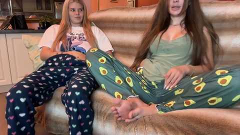 patry333 @ chaturbate on 20251112