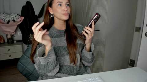 xxx_leila @ chaturbate on 20251112