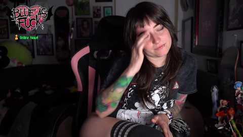 blueasfuck @ chaturbate on 20251113