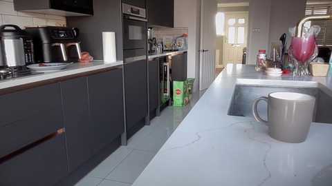 eatmypie69 @ chaturbate on 20251113