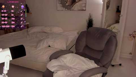 lili_and_niki @ chaturbate on 20251113