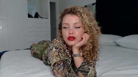 theislandgirl @ chaturbate on 20251113