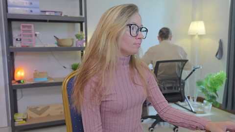 ellcrys @ chaturbate on 20251114