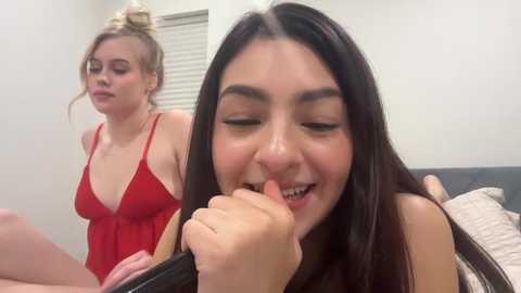 livhart @ chaturbate on 20251114