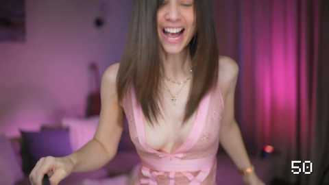 newchloe18 @ chaturbate on 20251114