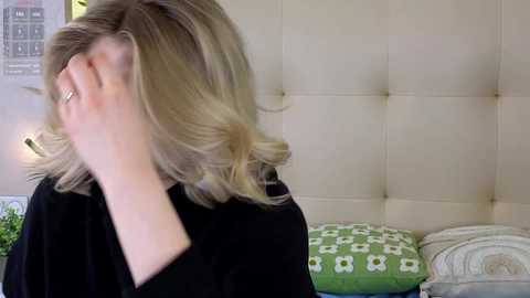 pinkadele @ chaturbate on 20251114