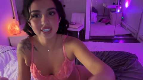 ariajackson @ chaturbate on 20251115