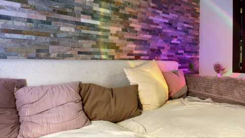 aurora_ast @ chaturbate on 20251115