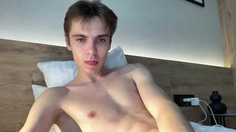 luis_7777 @ chaturbate on 20251115