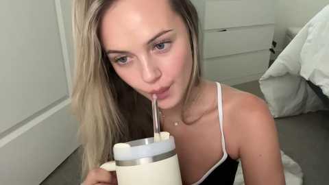 luvaimee @ chaturbate on 20251115