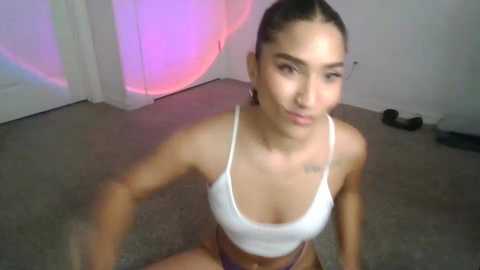 luvvvxliv @ chaturbate on 20251115
