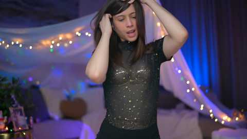 newchloe18 @ chaturbate on 20251115