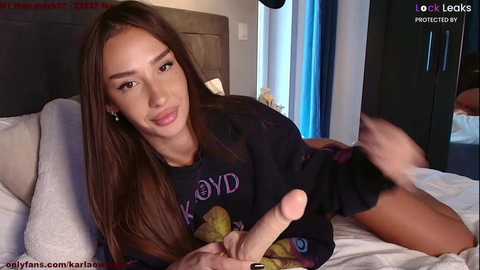 karlaowliam @ chaturbate on 20251116