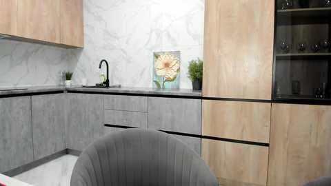 paradi_se @ chaturbate on 20251116