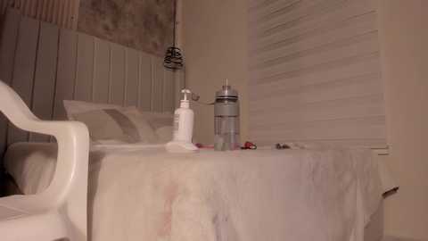 _dakota_a @ chaturbate on 20251117