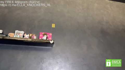 ella_knockers_xl @ chaturbate on 20251117