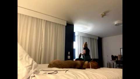 intothewoodswego @ chaturbate on 20251117