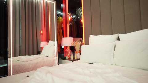 arte_adelle @ chaturbate on 20251118