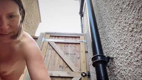 eatmypie69 @ chaturbate on 20251118