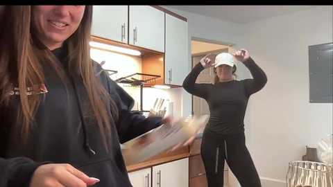 laylahlaylah1 @ chaturbate on 20251118