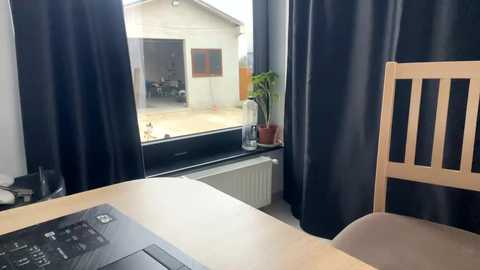 nyconik @ chaturbate on 20251118