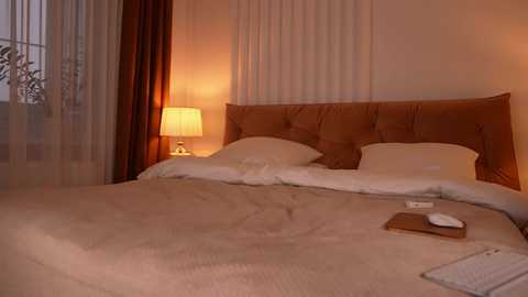 roxy_blue_eyed_ @ chaturbate on 20251118