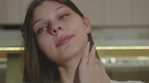 whisper_of_love @ chaturbate on 20251118