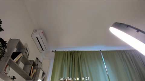 _annybunny_ @ chaturbate on 20251119