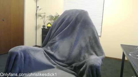 chrislikesdick1 @ chaturbate on 20251119