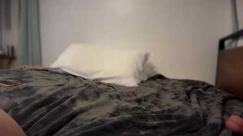 little_lies @ chaturbate on 20251119