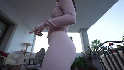 hannahjames710 @ chaturbate on 20251120