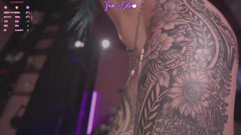 iam_eli @ chaturbate on 20251120