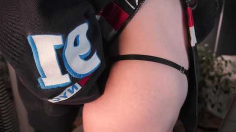 lisa_schiele @ chaturbate on 20251120