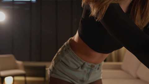 villanelle_l @ chaturbate on 20251120