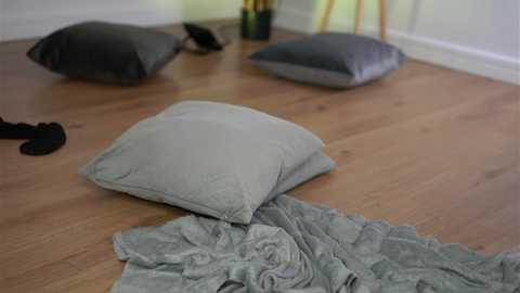 alexxiskye @ chaturbate on 20251121