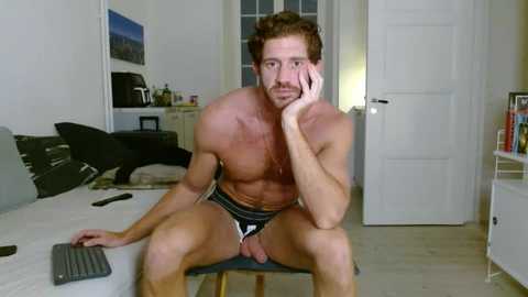 alphahung23 @ chaturbate on 20251121